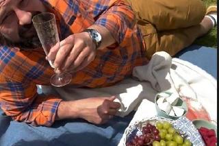 Barwy szczęścia na planie. Aldona (Elżbieta Romanowska), Borys (Jakub Wieczorek)