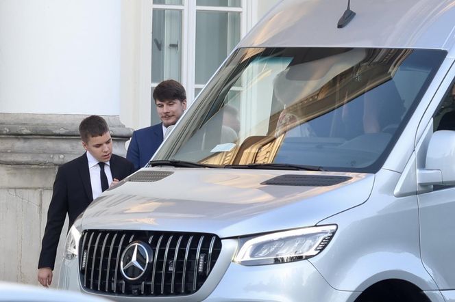 Rodzina Nawrockich przyłapana pod Belwederem! Gdzie pojechali? 
