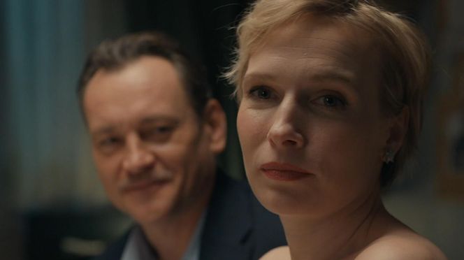 Barwy szczęścia odc. 3249. Sonia (Weronika Nockowska), Robert Stefaniak (Paweł Ławrynowicz)