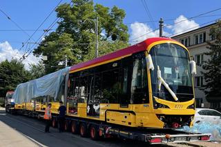 Dostawa nowych tramwajów Hyundai opóźni się o pół roku. Brakuje części i pracowników 