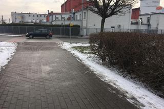 Niebezpieczne przejście dla pieszych u zbiegu Al. 23 stycznia i ulicy Focha