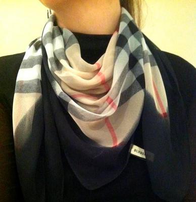 Małgorzata Tusk kupiła szalik za 1500zł