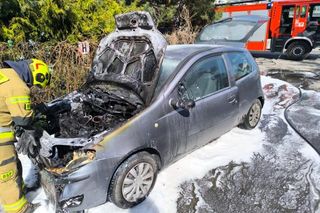 W Dąbczu spaliło się auto
