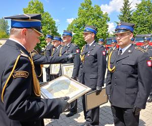 Akty nadania wyższych stopni służbowych odebrało w tym roku 21 strażaków z Komendy Miejskiej PSP w Siedlcach