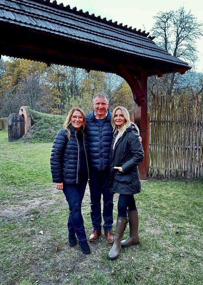 Beata Mazurek z PiS balowała na weselu Cichopek i Kurzajewskiego. Była posłanka wyglądała jak milion dolarów!