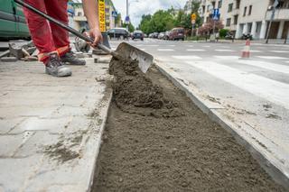 Ułatwienia dla pieszych na Bielanach