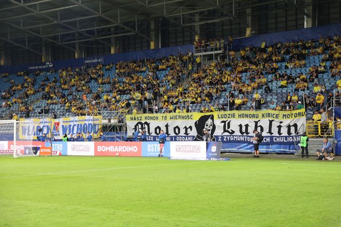 Kolejna porażka Motoru Lublin. Tym razem w starciu z mistrzem Polski. Żółto-biało-niebiescy mogą jednak liczyć na fanatyczny doping!