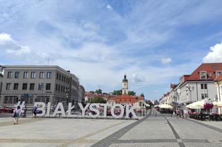 Lato z Radiem i Telewizją Polską. Wielki koncert w Białymstoku. Na scenie m.in. Wilki, Sarsa i Anna Wyszkoni