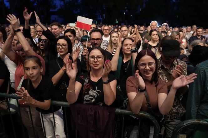 Koncerty Sorry Boys w Muzeum Powstania Warszawskiego. A w tłumie gwiazda!