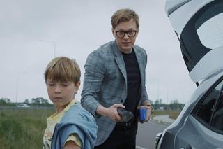 M jak miłość, odcinek 1752: Radek (Philippe Tłokiński), Szymek (Staś Szczypiński)