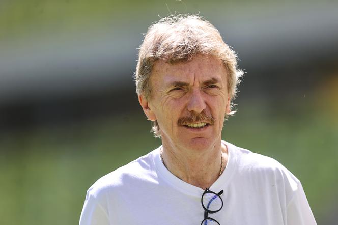 Zbigniew Boniek TRYSKA dobrym humorem przed meczem z Hiszpanią. Dobra mina do złej gry?