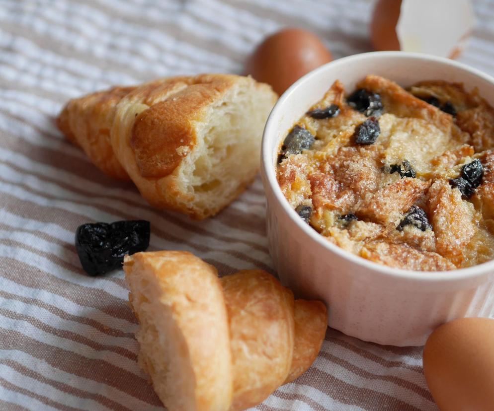 pudding z croissantów