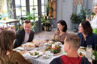 	M jak miłość odc. 1845. Piotrek (Marcin Mroczek), Franka (Dominika Kachlik), Kinga (Katarzyna Cichopek), Paweł (Rafał Mroczek), Marysia (Małgorzata Pieńkowska)