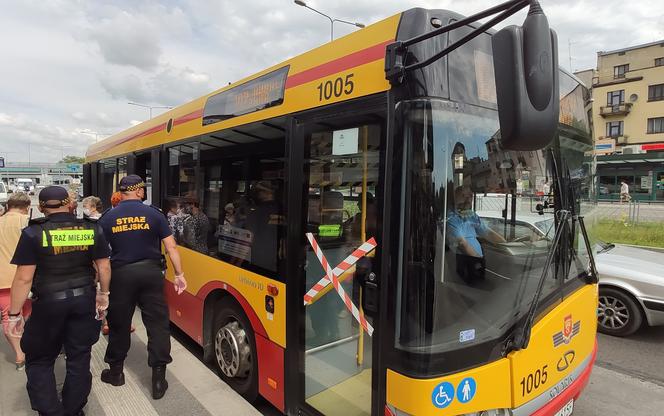 Będą ograniczenia w komunikacji miejskiej. Kielce i powiat kielecki w czerwonej strefie!