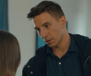 Barwy szczęścia, odcinek 3183. Oliwka (Wiktoria Gąsiewska), Tomasz (Jakub Sokołowski)