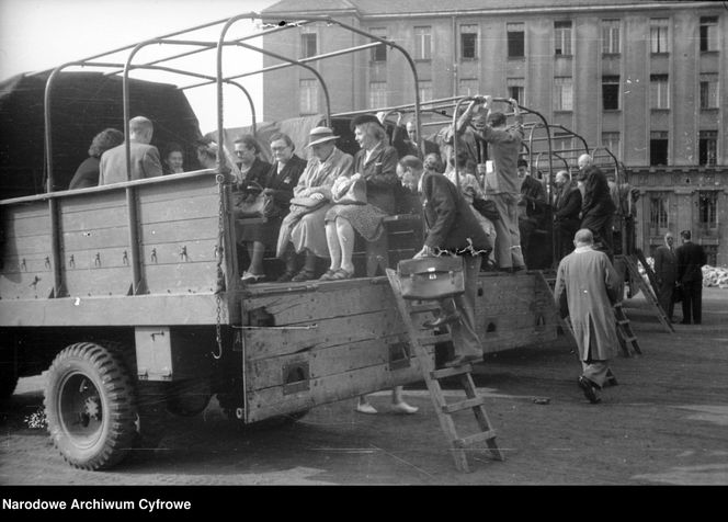 Warszawa. Dworzec Wileński dawniej i dziś