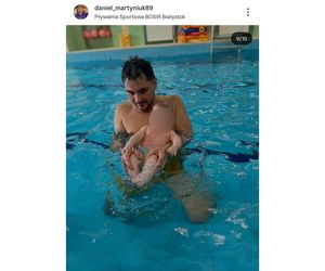 Syn Daniela Martyniuka to jego kopia. Spędził czas na basenie z Faustyną i Florianem