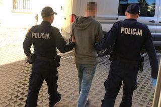 Brutalny atak w Ciechanowie. 24-latek dźgnął nożem znajomego w szyję