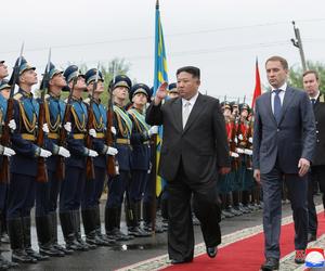 Nie uwierzysz, co Putin pokazał Kim Dzong Unowi! Wielki mors zrobił to na jego oczach