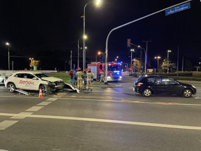 Po pijaku rozbiła mercedesa z wypożyczalni