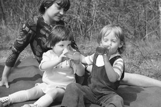 QUIZ PRL. „Jutro będzie futro!” Powiedzenia naszych rodziców, które ukształtowały Polaków z pokolenia PRL-u