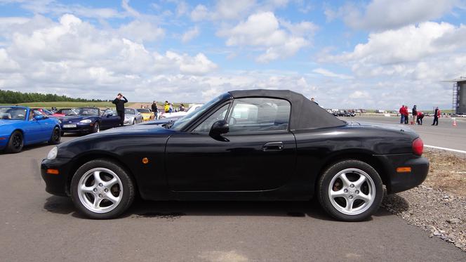 Mazda MX-5 - zlot 2014 fanów w Polsce na torze Jastrząb