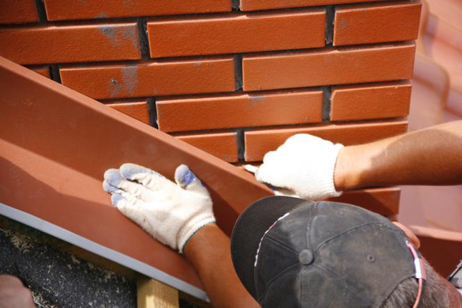 Komin z cegły – podstawowe zasady budowy