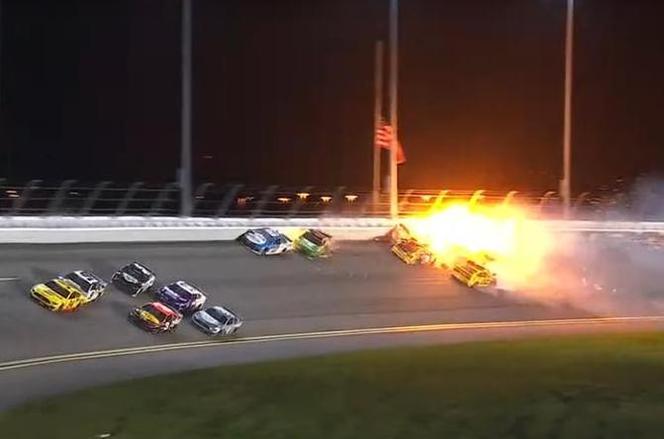 Kraksa na Daytona 500