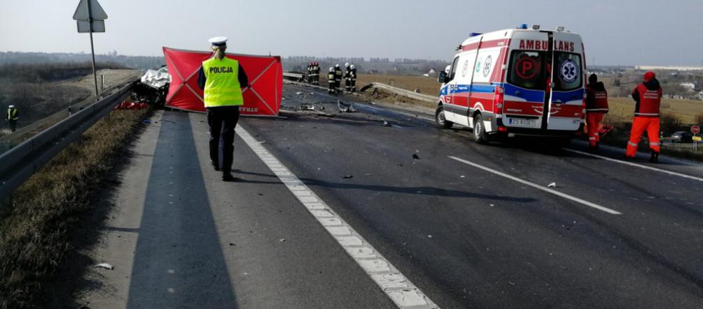 Tragiczny wypadek na drodze krajowej 5C w powiecie świeckim