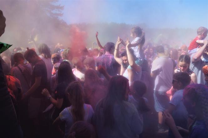 Holi Festival, czyli Święto Kolorów w bydgoskim Myślęcinku [ZDJĘCIA]