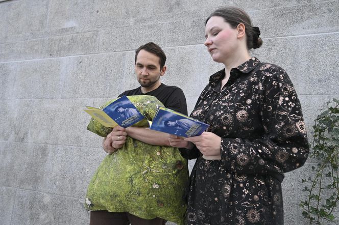 Przeszli przez Warszawę w piżamach i kapciach. Krzyczeli "Chcemy spać!"