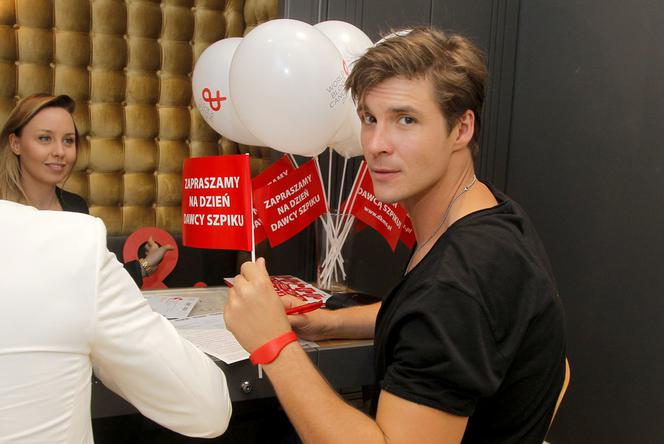 Mikołaj Roznerski dawcą szpiku wspiera fundację DKMS