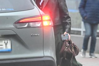 Katarzyna Wajda i Mateusz Wajda w sądzie