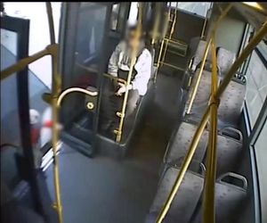 Wrocław. 3-latek sam podróżował komunikacją miejską. Pomógł mu kierowca autobusu [ZDJĘCIA].