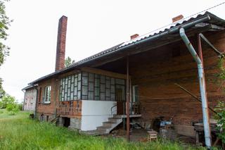 KOMORNIK SPRZEDAŁ NASZ DOM ZA 18 000 ZŁ.