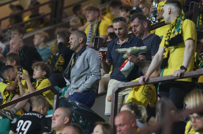 GKS Katowice kontra Stal Rzeszów na stadionie przy Bukowej. Padło osiem bramek! GieKSa trzecia w tabeli 1. Ligi