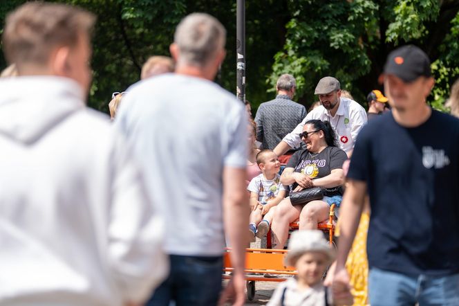 Tłumy na Starym Mieście w Olsztynie. Tak mieszkańcy świętowali Dzień Dziecka