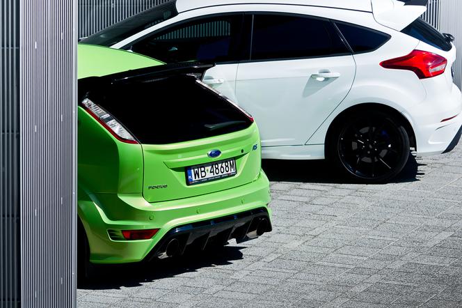 Ford Focus RS 2.3 EcoBoost i Ford Focus RS 2.5 Duratec