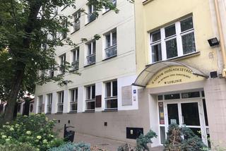 Koronawirus w szkołach na Lubelszczyźnie. Zajęcia prowadzone są w trybie zdalnym [AUDIO]