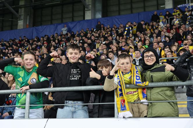 Kibice na meczu Motoru z Legią. Taki doping tylko w Lublinie! Szukajcie się na zdjęciach