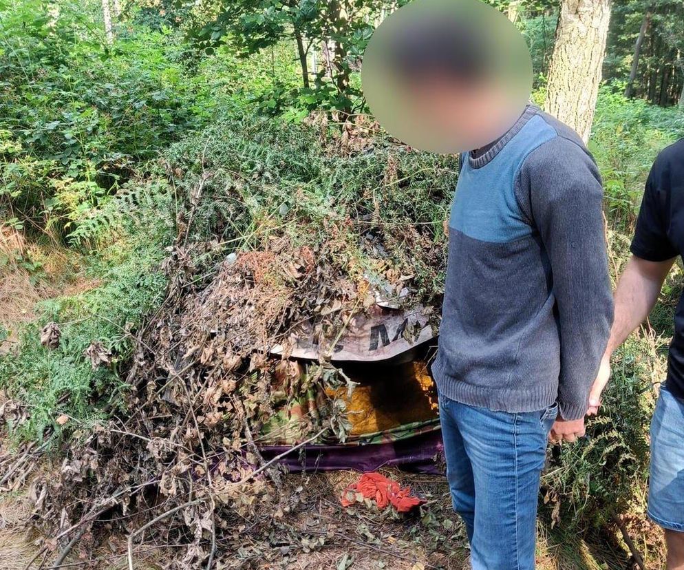 Poszukiwany 45-latek przez kilka miesięcy ukrywał się w Lesie Murckowskim