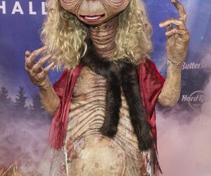 Oto przebrania gwiazd na Halloween! Ona przebrała się bez ubrań! a Heidi Klum za E.T.