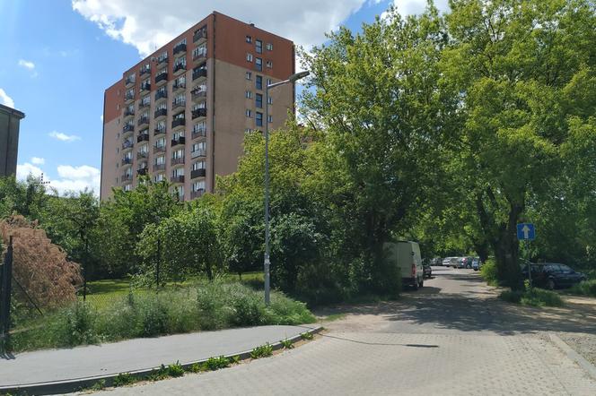 Ulica Łazienki w Gnieźnie z zakazem zatrzymywania