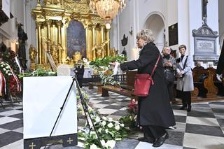  Lipowska wykonała poruszający gest na pogrzebie Kucówny