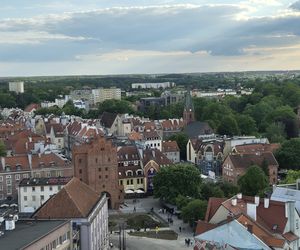 Olsztyn z lotu ptaka. Tak wygląda miasto z wieży ratuszowej