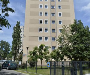 Brat rzucił się z nożem na brata. Wstrząsające relacje sąsiadów. „Krzyczał, że długo nie wytrzyma”