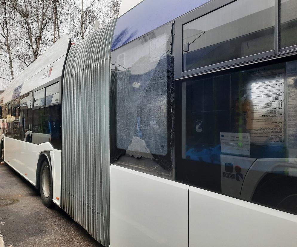 Szczecin: Ktoś strzelił w kierunku jadącego autobusu. W środku byli pasażerowie!