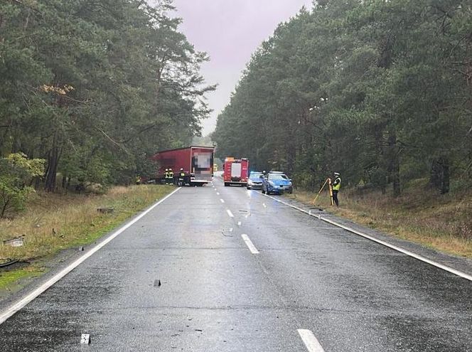 45-latek wjechał wprost pod nadjeżdżającą ciężarówkę! Tragedia w Bydgoszczy 