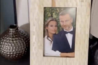 M jak miłość. Julia (Marta Chodorowska) w mieszkaniu Budzyńskich