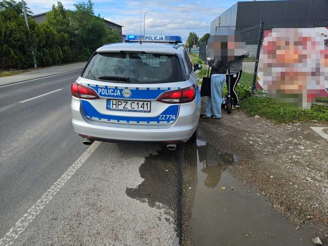 Policyjne kontrole osób na hulajnogach elektrycznych